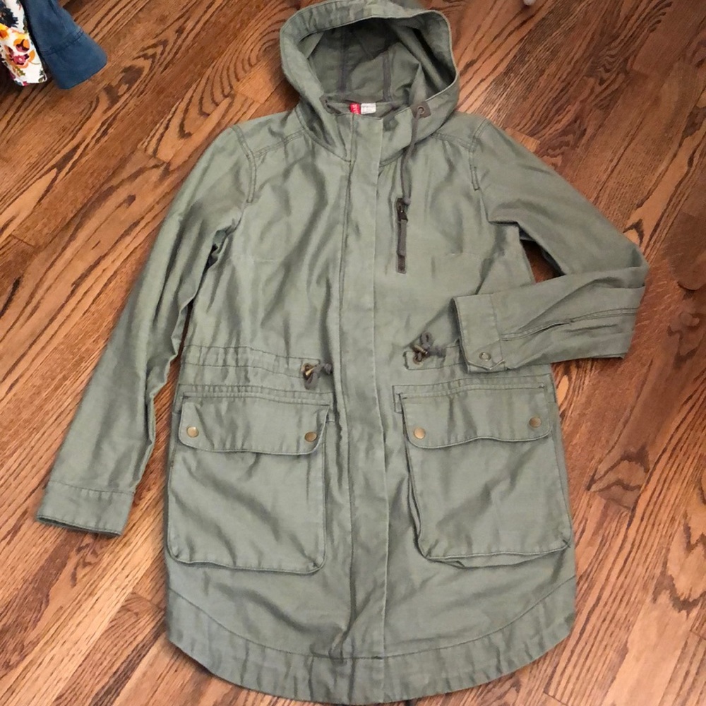 H&M Olive “army style” trench coat w/ zipper